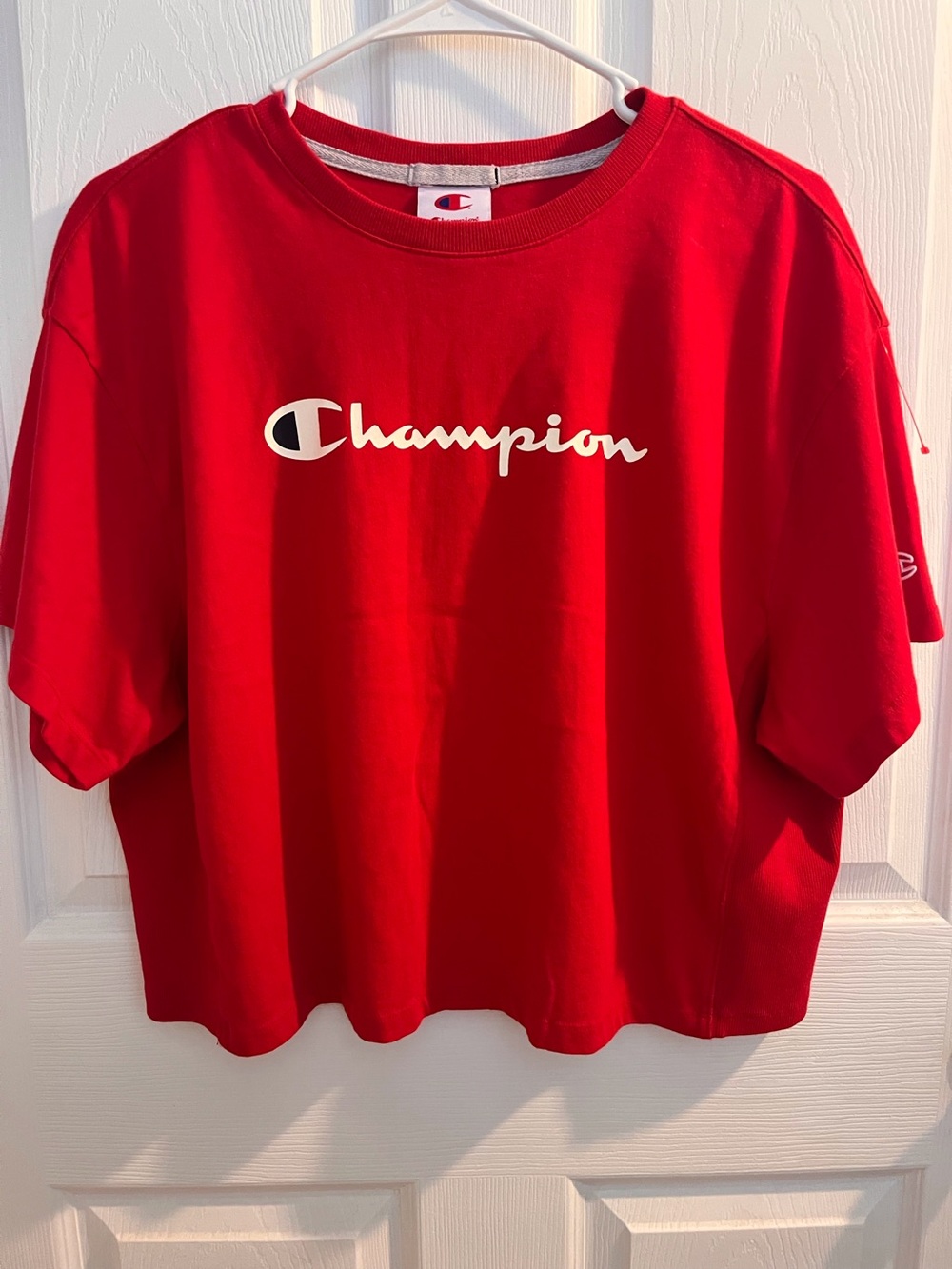 Women’s Size L Champion Logo T-Shirt
